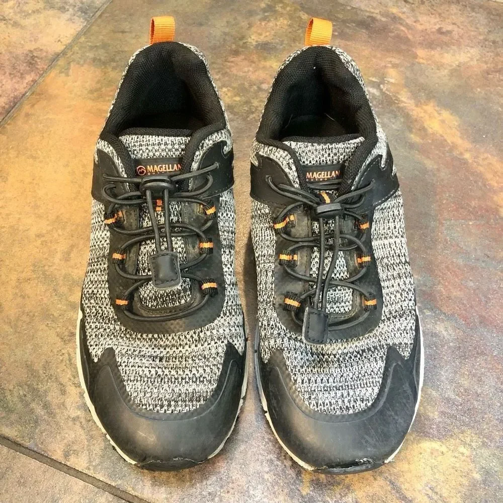Magellan Outdoors Boys’ Rollingwood II Size 4D